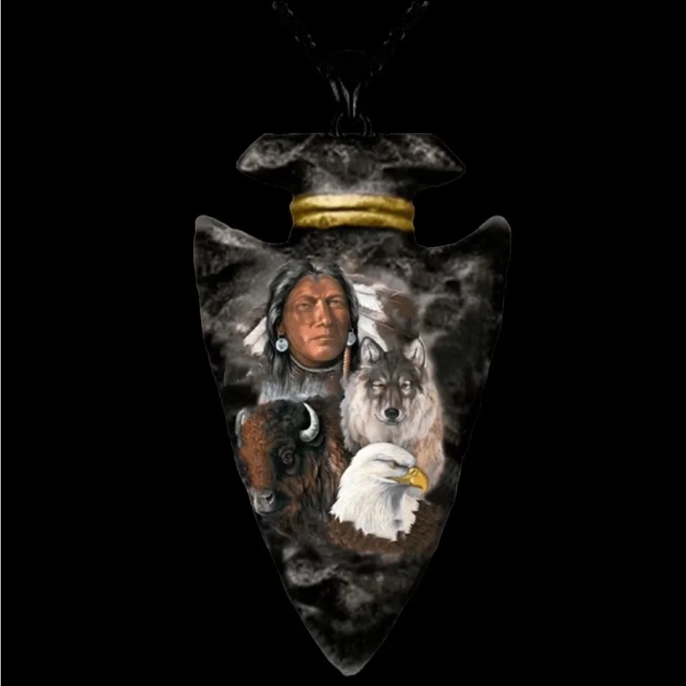 Native American/Animal Geometric Triangle Pendant Black Necklace Faux Fa…‎